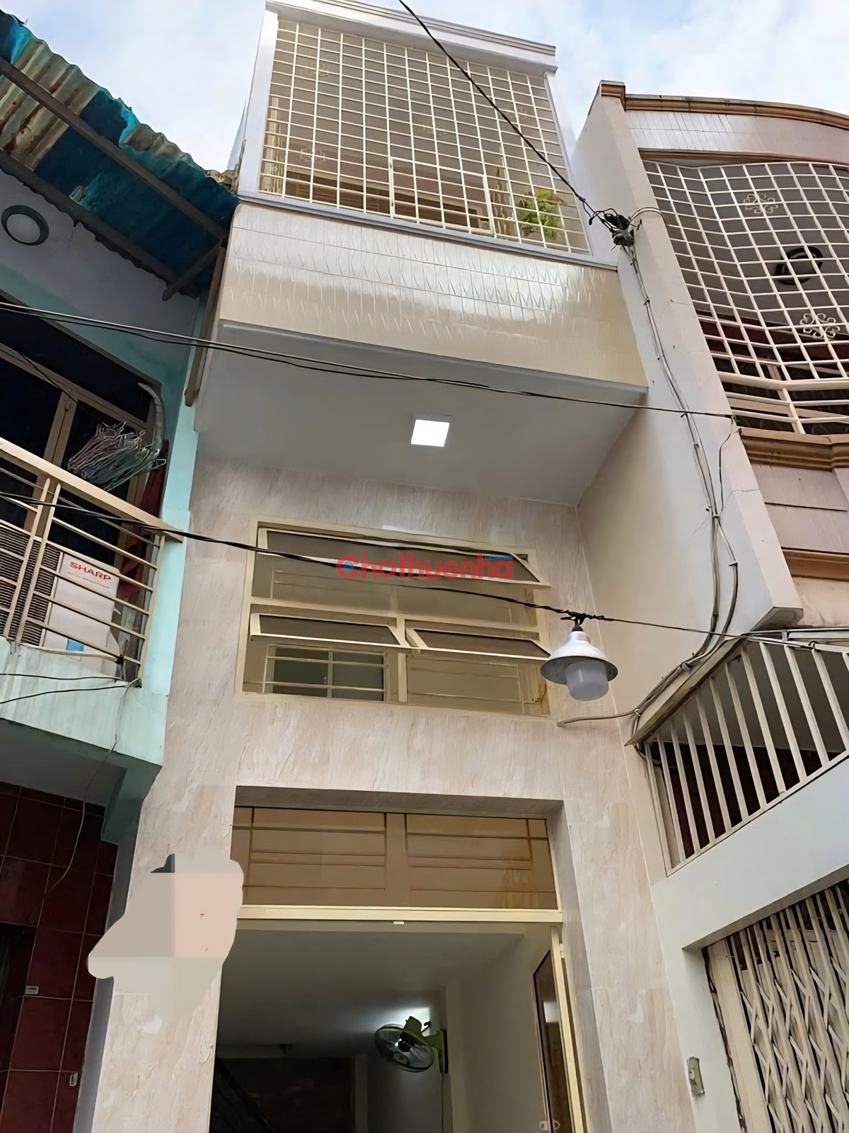 Cho thuê nhà nguyên căn đường số 4 Cư xá Đô Thành, phường 4, quận 3; 2PN