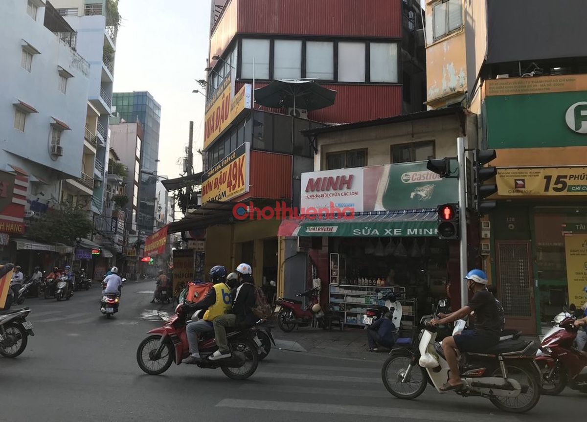 Cho thuê nhà mặt tiền đường Tô Hiến Thành, Phường 15, Quận 10