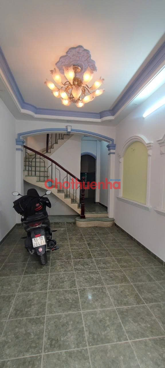 CHO THUÊ NHÀ NGUYÊN CĂN 1 TRỆT 2 LẦU, DT NGANG 4M, CÓ 4 PHÒNG, ĐƯỜNG THÍCH QUẢNG ĐỨC, PHÚ NHUẬN. GIÁ CHỈ 22 TRIỆU