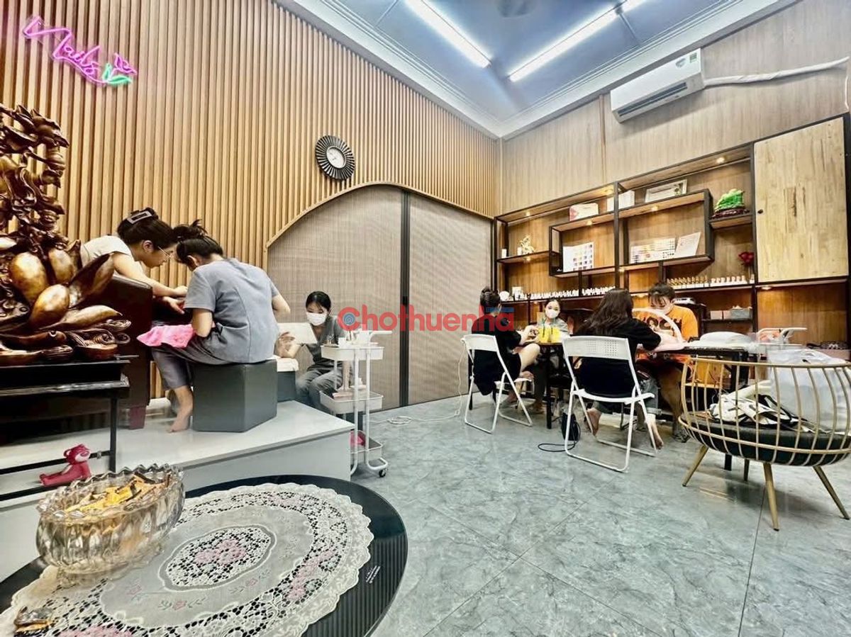 Cho thuê nhà hẻm đường Vĩnh viễn , Quận 10 . Ngang 5m giá chỉ 20 triệu 