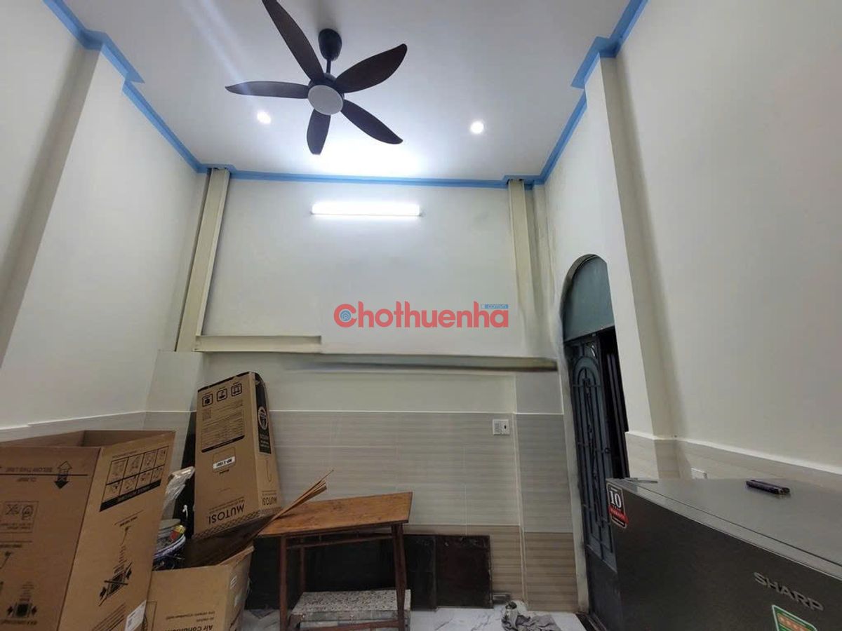 Cho thuê nhà nguyên căn 2pn Bình Thạnh chỉ 10tr