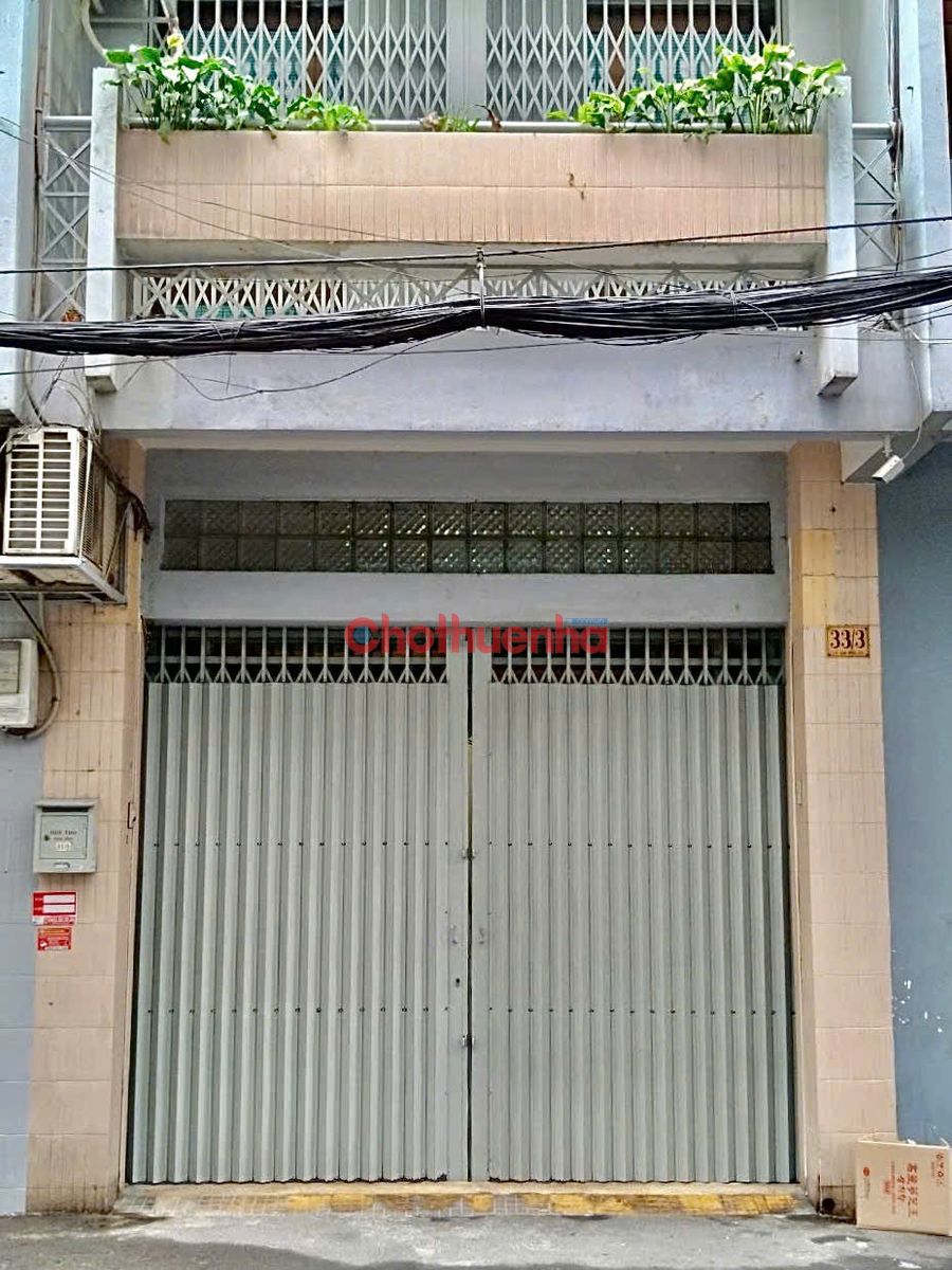 Cho thuê mặt bằng 64m2 ( 4x16 ) - Đường Lý Văn Phức, Tân Định, Q1. Hẻm lớn 8m - Gía thuê 20 triệu