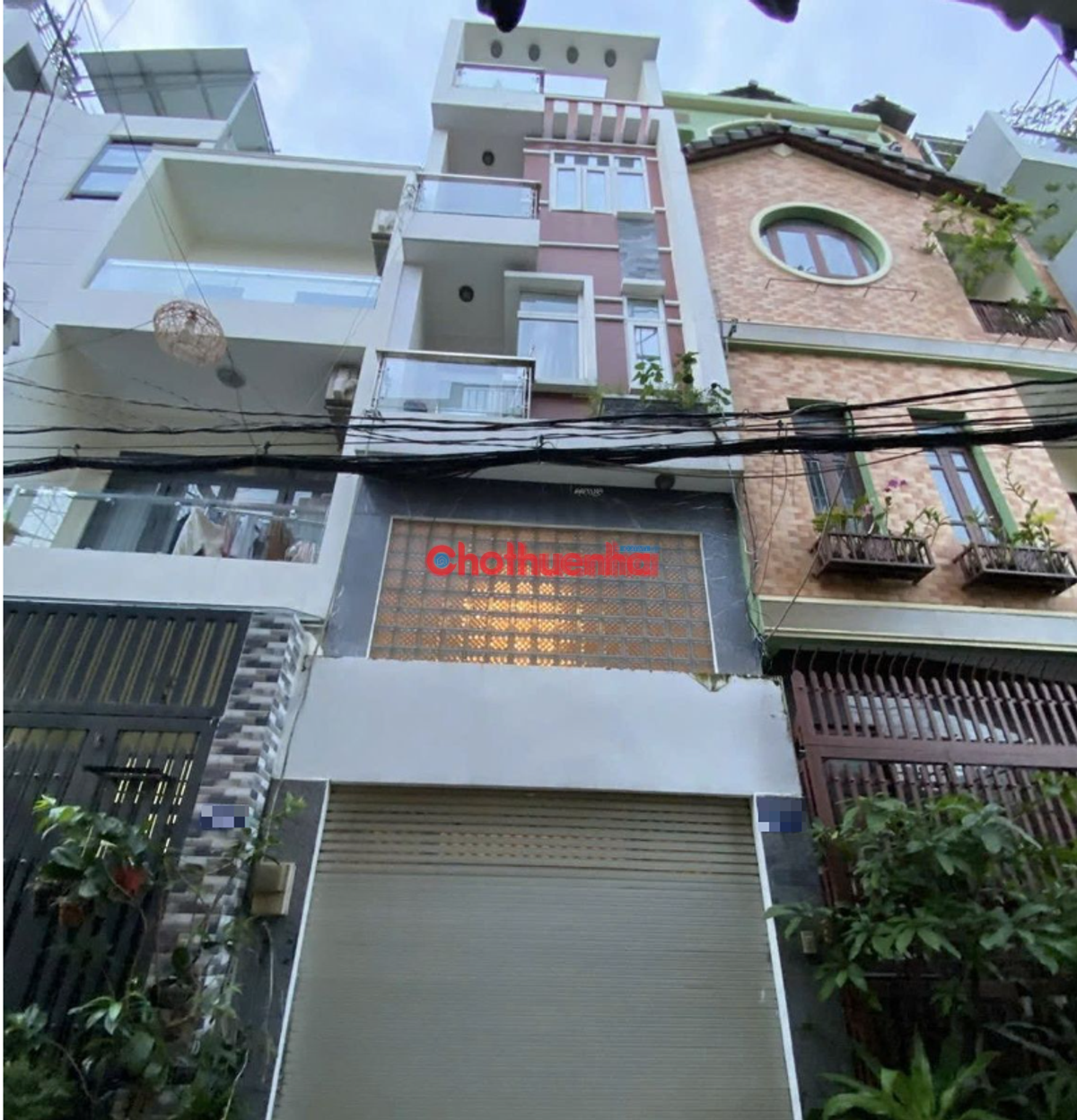 CHO THUÊ NGUYÊN CĂN 5PN-6WC FULL NỘI THẤT NGAY KHU SÂN BAY TÂN SƠN NHẤT