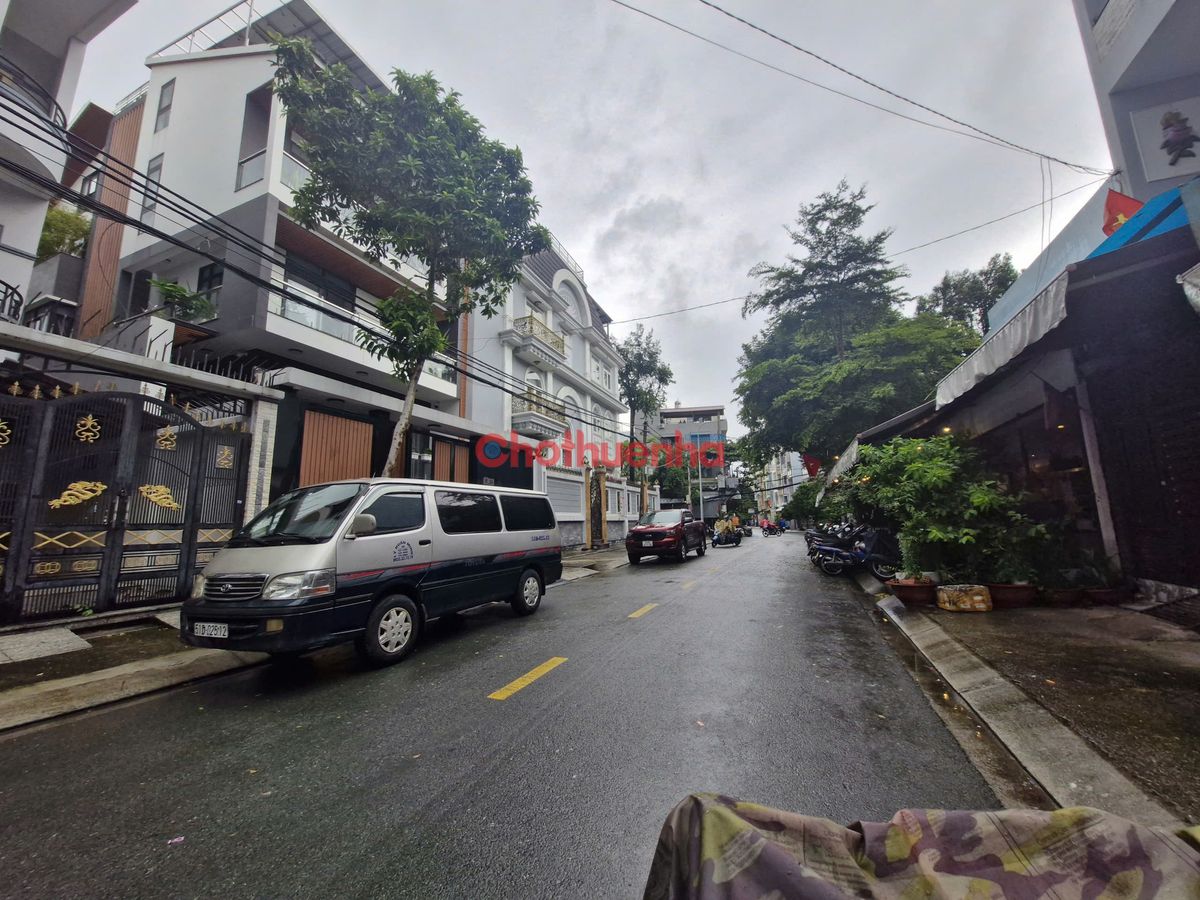 CHO THUÊ BIỆT THỰ 2 MẶT TIÊN - MỚI XÂY - PHÙ HỢP TRỤ SỞ/VĂN PHÒNG CTY 