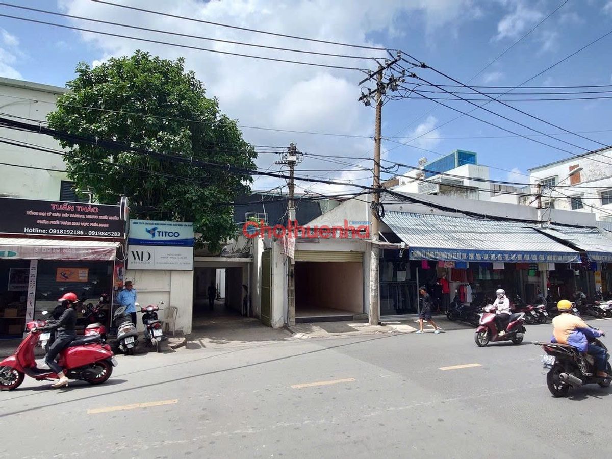 Cho Thuê Nhà Mặt Tiền Lê Minh Xuân - Tân Bình - Giá Chỉ 16 Triệu - Kinh Doanh Tự Do