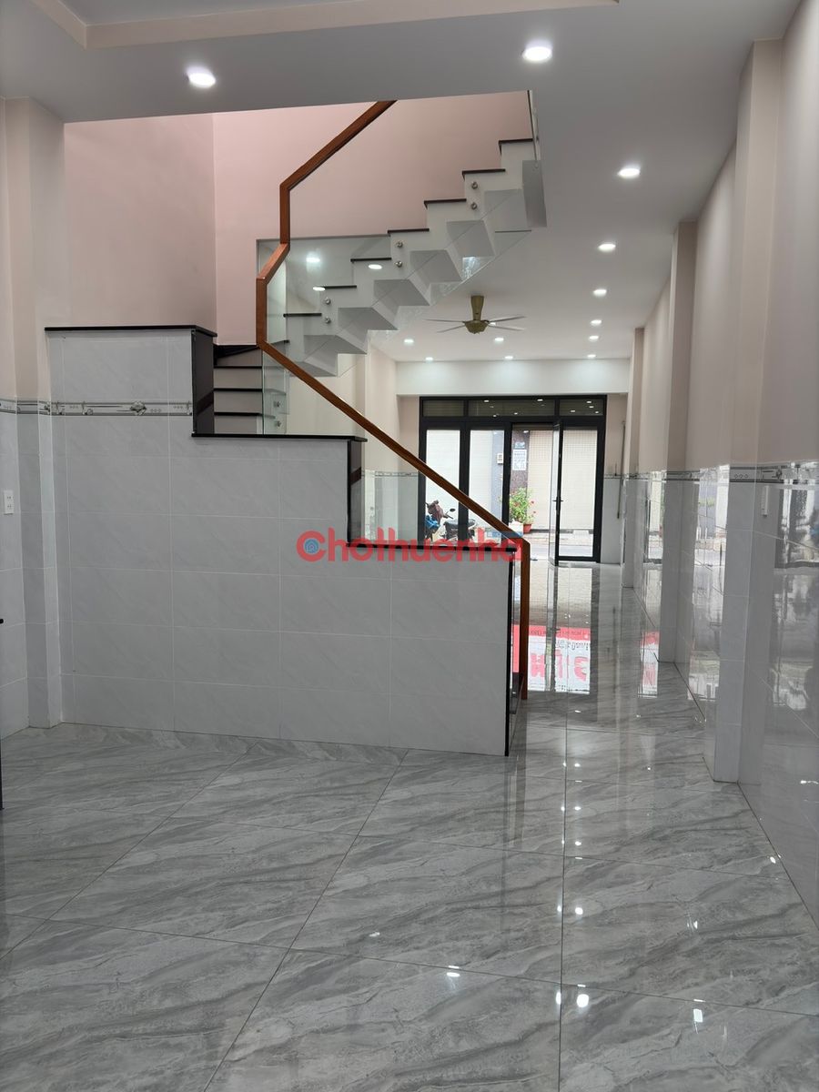 Cho thuê nhà nguyên căn Nguyễn Sỹ Sách, Phường 15, Tân Bình, 3 PN