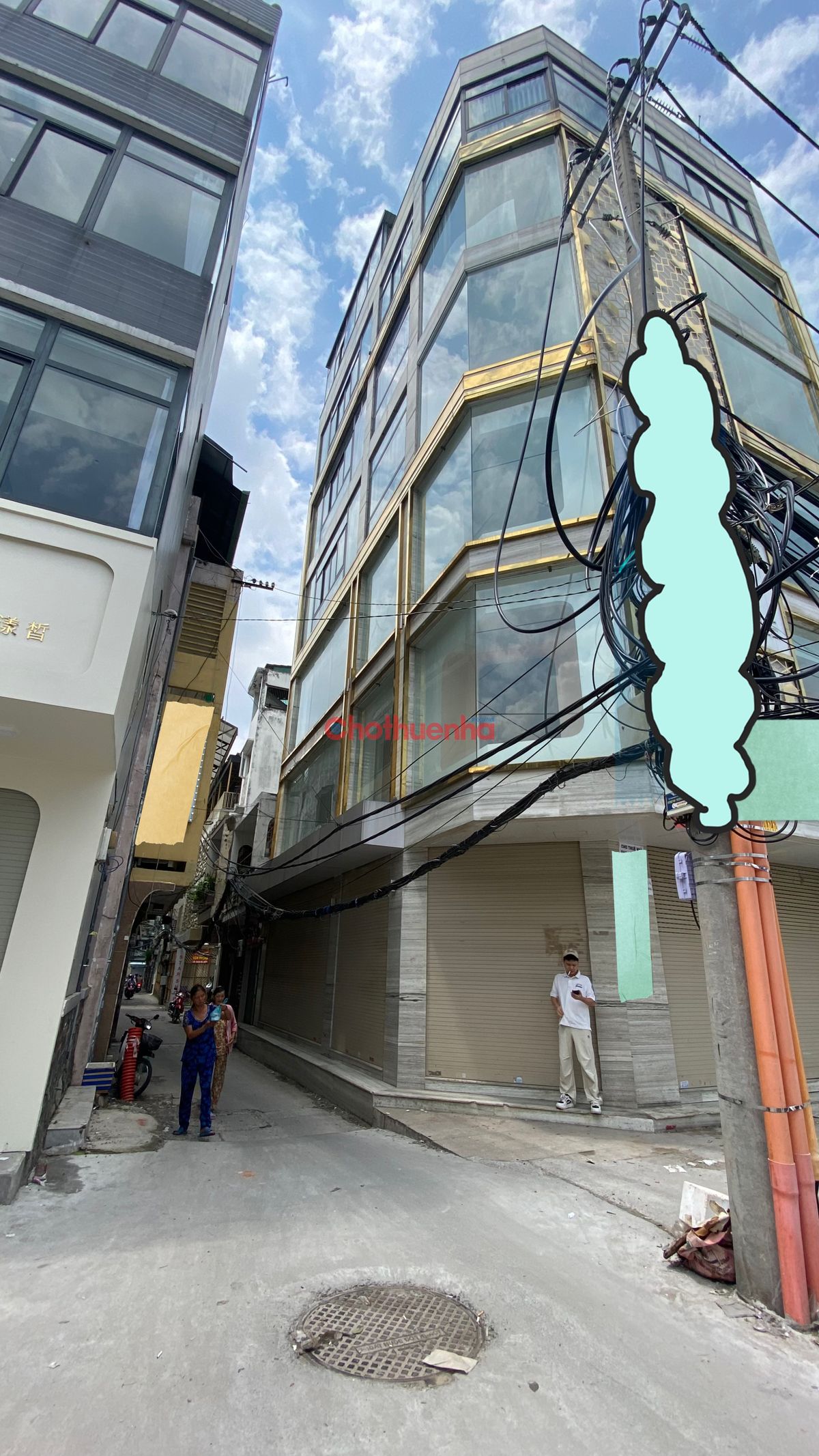 Cho thuê tòa nhà nguyên căn Cách Mạng Tháng 8, Phường 13 Quận 10.