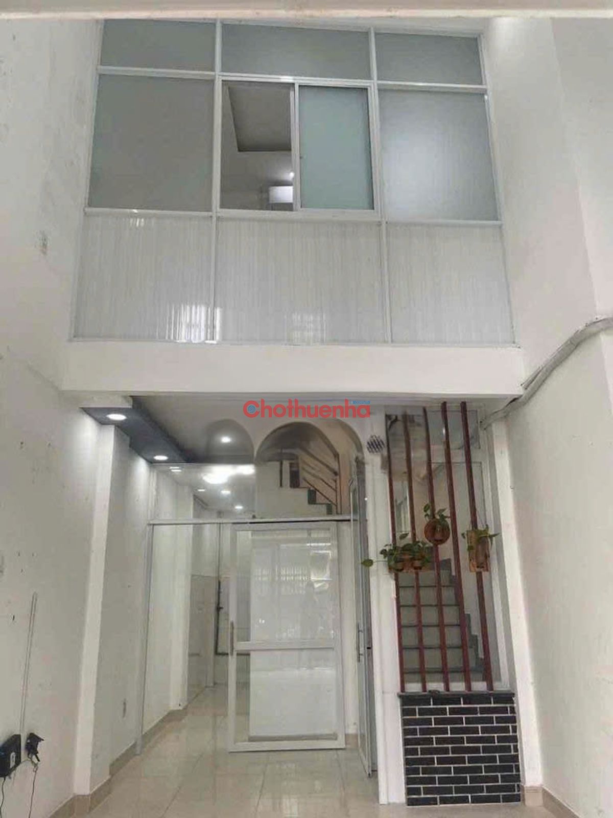 Cho thuê nhà Hòa Hưng