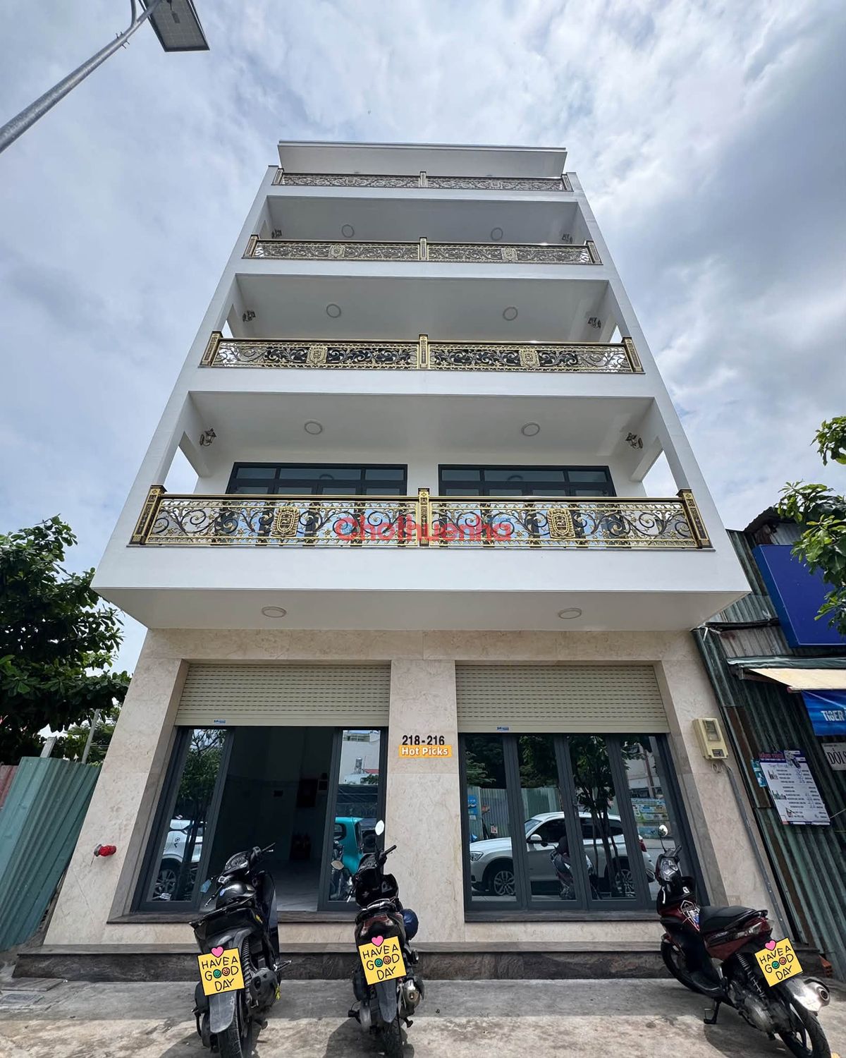Cho thuê nhà mặt tiền đường Nguyễn Gia Trí, Phường 25, Bình Thạnh, DTSD: 800m2