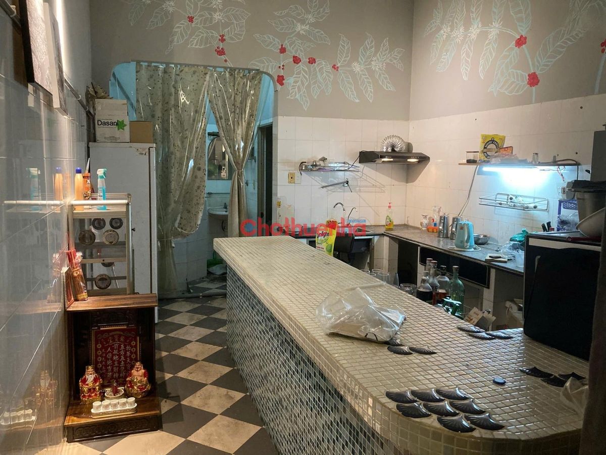 Hẻm Lê Thị Riêng, Phường Bến Thành, Quận 1_ Ngang 4m Dài 18m