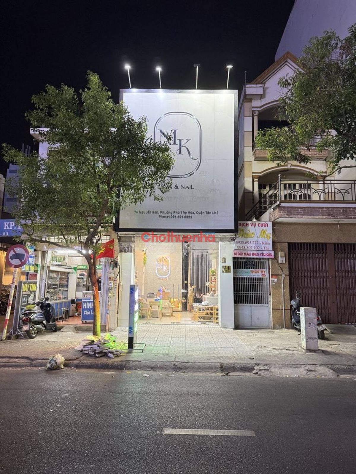 Nhà mặt tiền Nguyễn Sơn, Phường Phú Thọ Hòa, Quận Tân Phú.