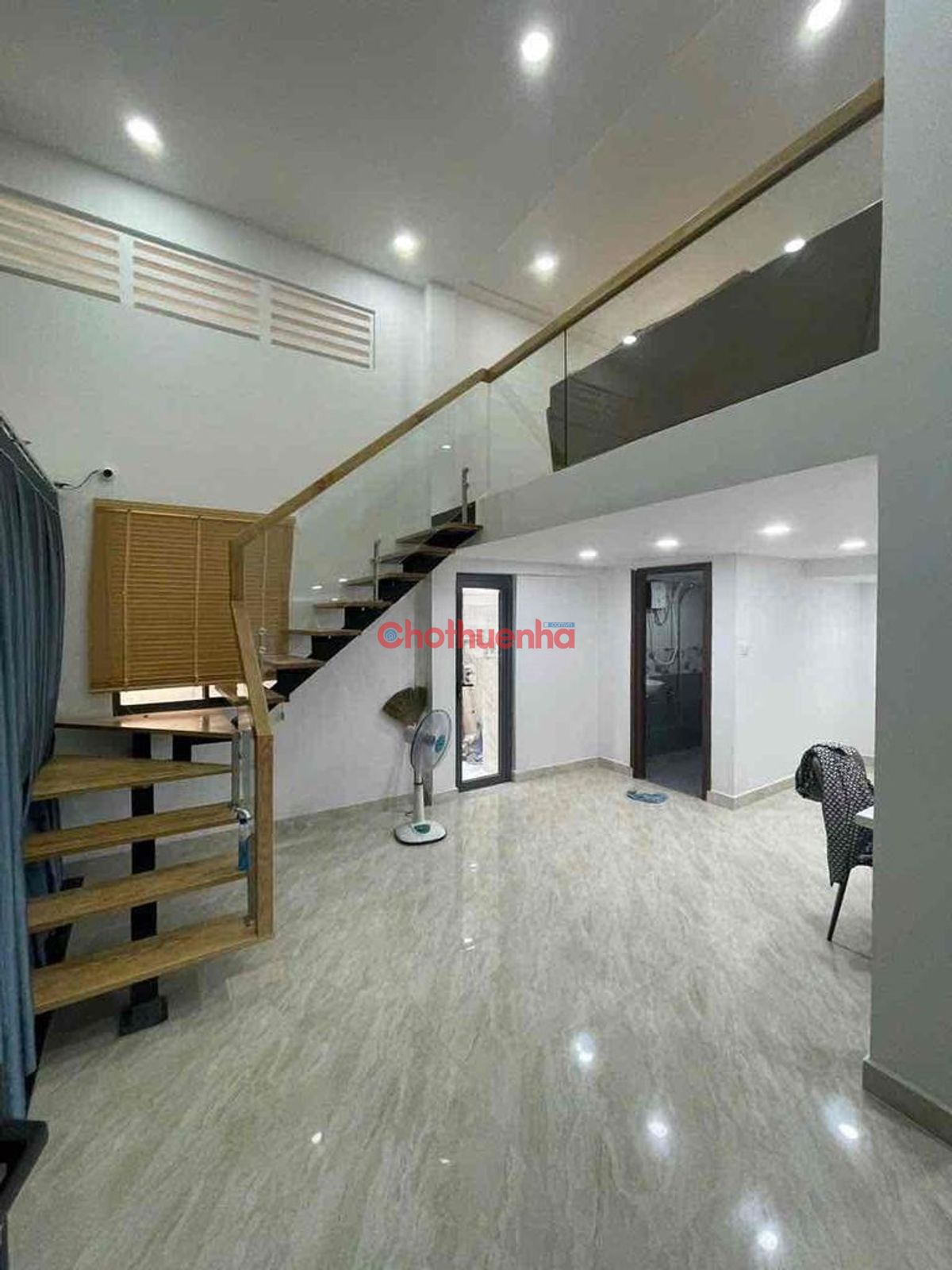 Cho thuê nhà nguyên căn Hòa Hưng, Phường 12, Quận 10.