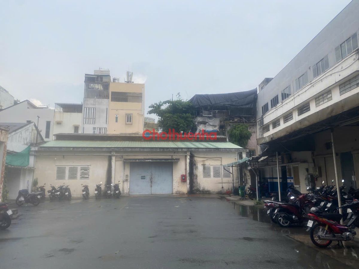 Cho thuê kho đường Phạm Văn Hai, Phường 2, Quận Tân Bình