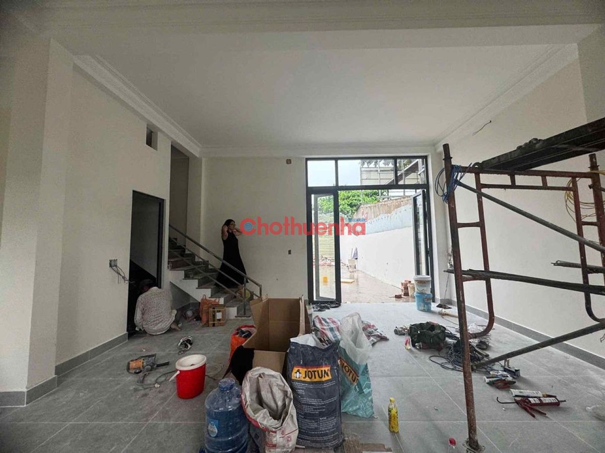 🏢 CHO THUÊ NHÀ MẶT TIỀN – QUẬN 7
