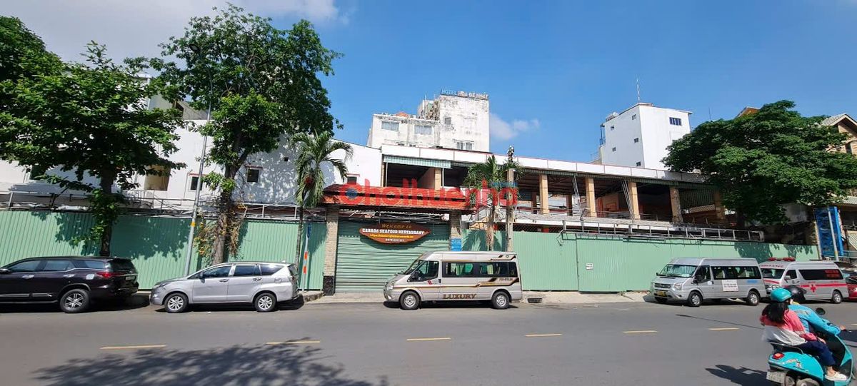 cho thuê nhà diện tích khủng Tân bình