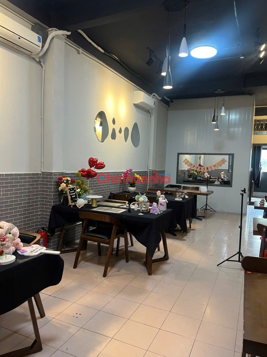 CẦN SANG QUÁN – MẶT BẰNG ĐẸP TRÊN LÊ VĂN SỸ, PHƯỜNG 10, QUẬN PHÚ NHUẬN