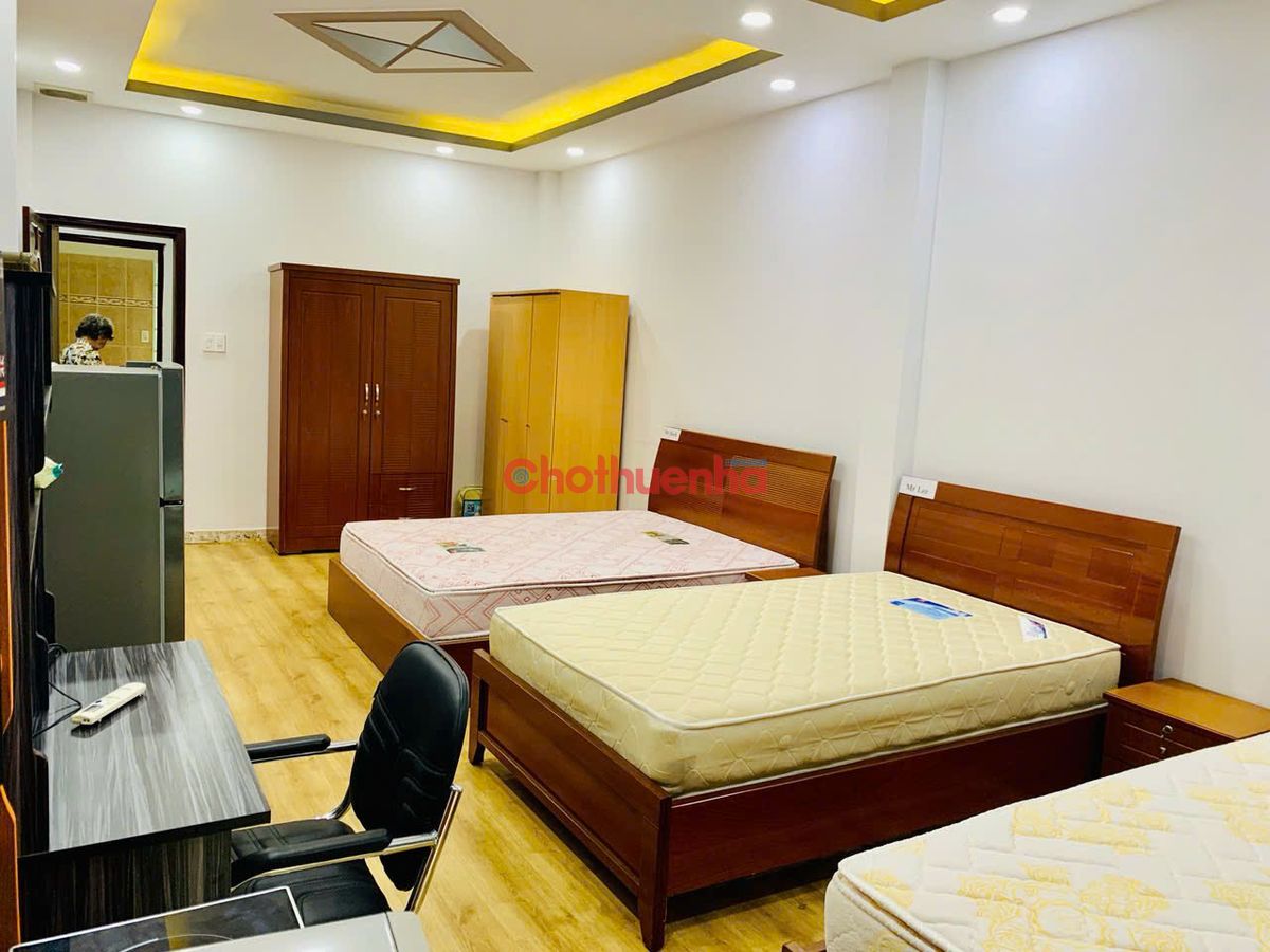 cho thuê nhà hẻm xe hơi đường Hồng Hà Phường 2 Tân Bình