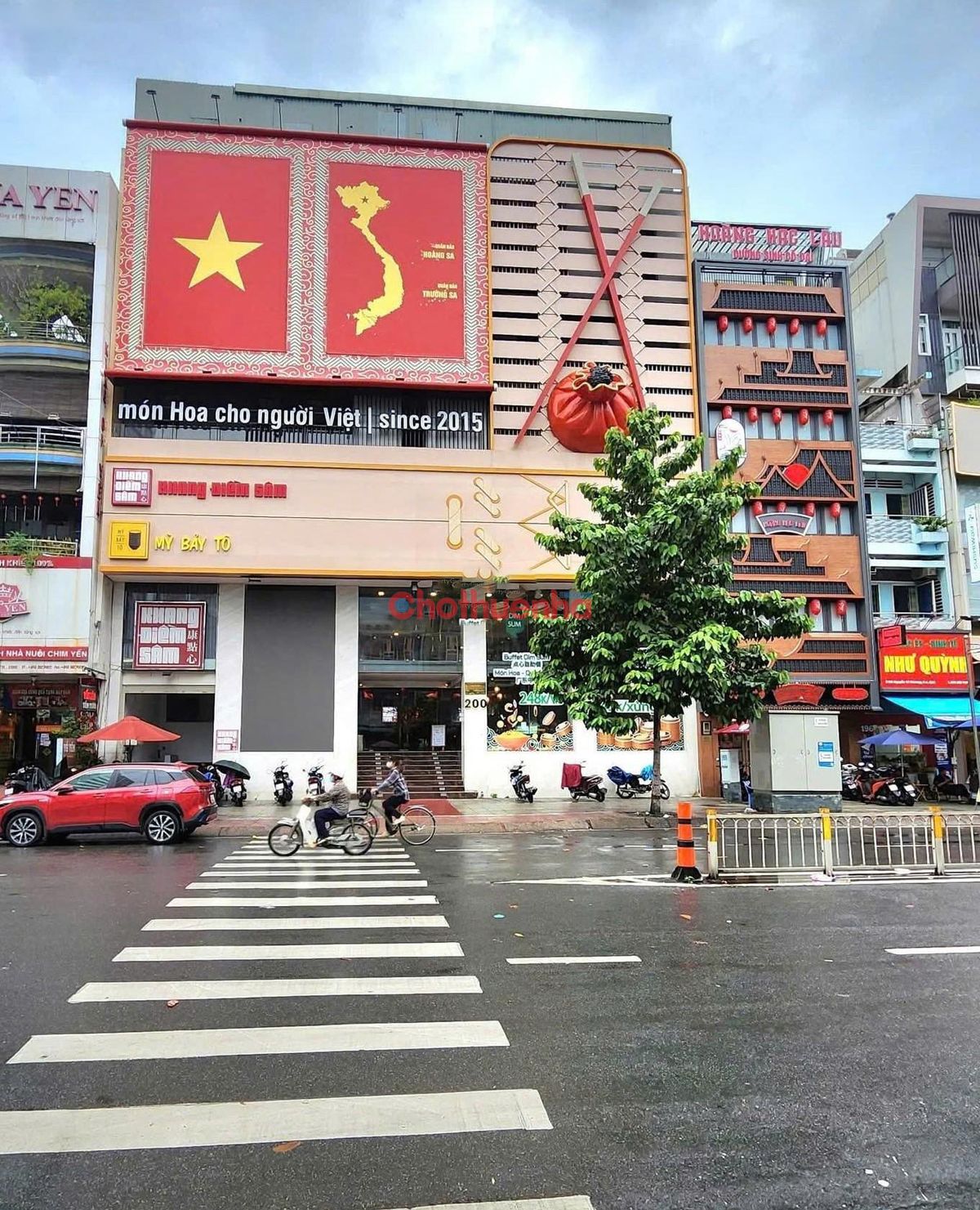 tòa nhà văn phòng mặt tiền đường Nguyễn Tri Phương, Phường 4, Quận 10. ngang 20m dài 26m 1 hầm 7 lầu 