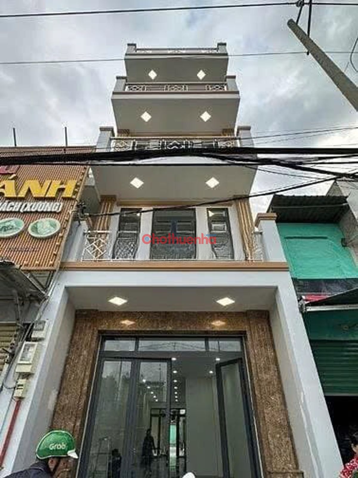 Thuê nhà nguyên căn Bình Chánh * Giá tốt *