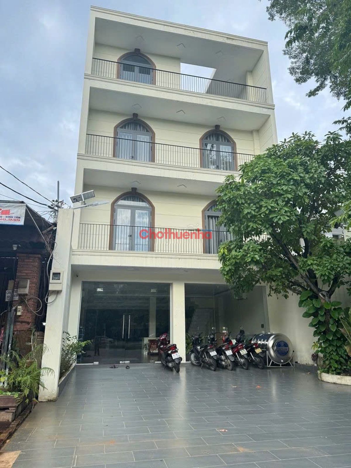 CHO THUÊ TÒA NHÀ VĂN PHÒNG QUẬN BÌNH TÂN 