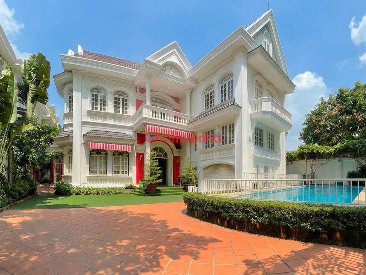 Cho Thuê Biệt Thự 18 Đường Số 10, Phường Thảo Điền, Quận 2, DT: 20x27m