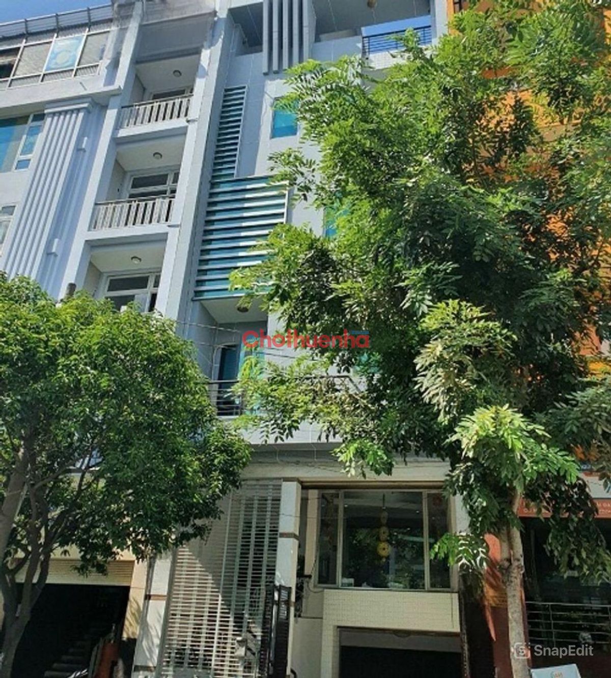 Cho thuê tòa nhà mặt tiền đường Phan Xích Long, Phường 3, Quận Bình Thạnh