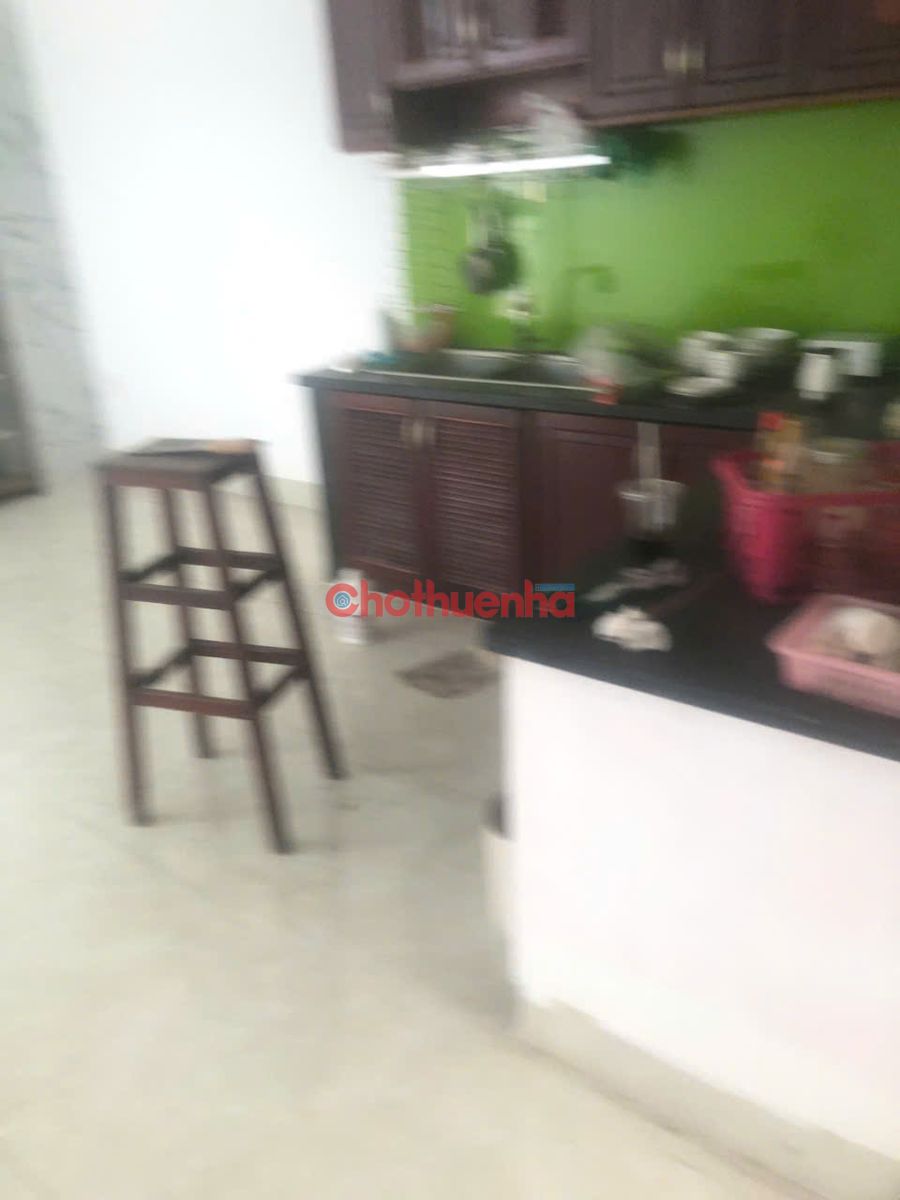 Cho thuê nhà nguyên căn Cửu Long, P2, Tân Bình - 2 Lầu, Sân Thượng