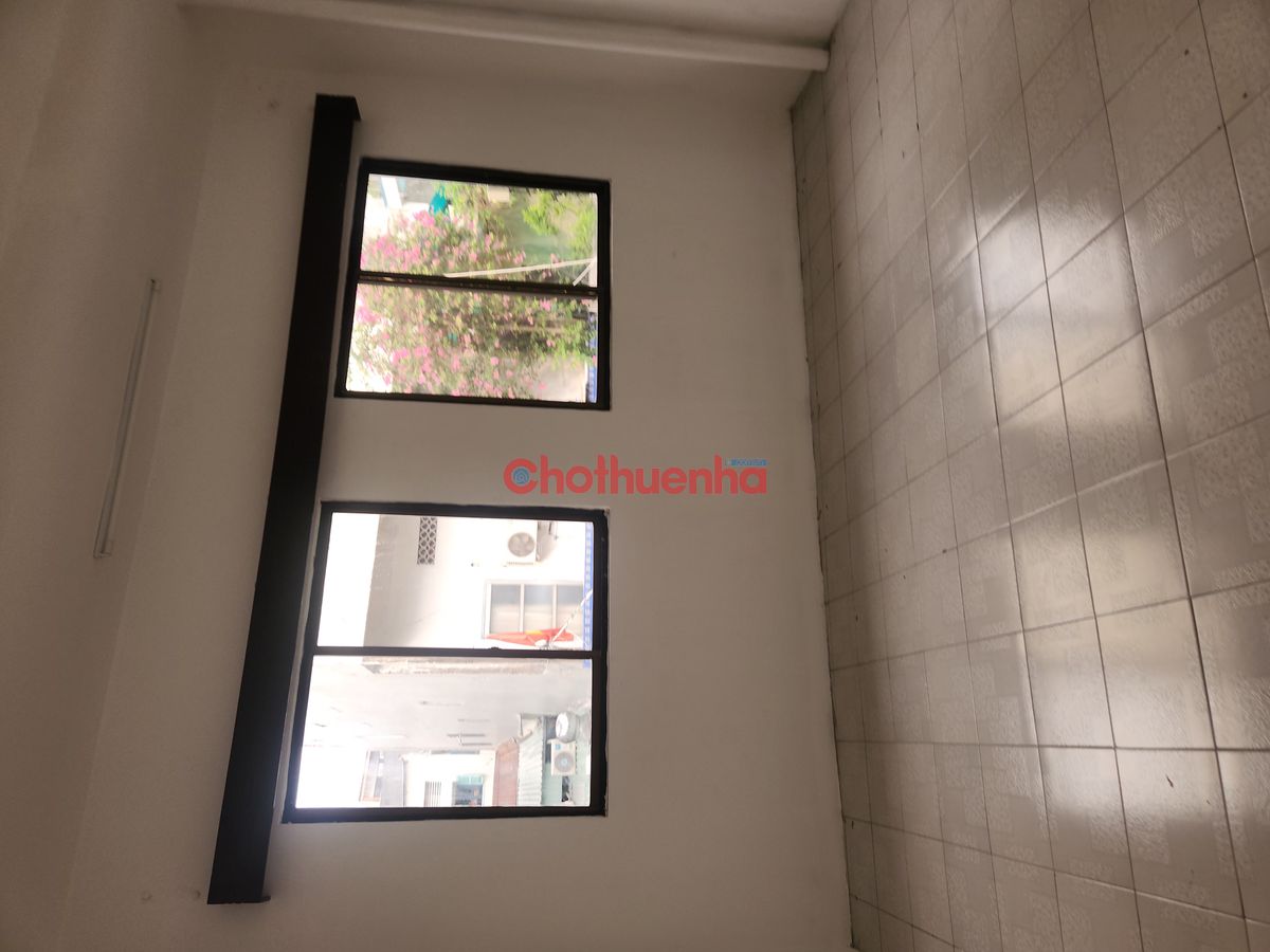 CHO THUÊ NHÀ NGUYÊN CĂN ĐƯỜNG NGUYỄN THỊ MINH KHAI, QUẬN 3, DIỆN TÍCH NGANG 7.5M, GIÁ THUÊ CHỈ 25 TRIỆU