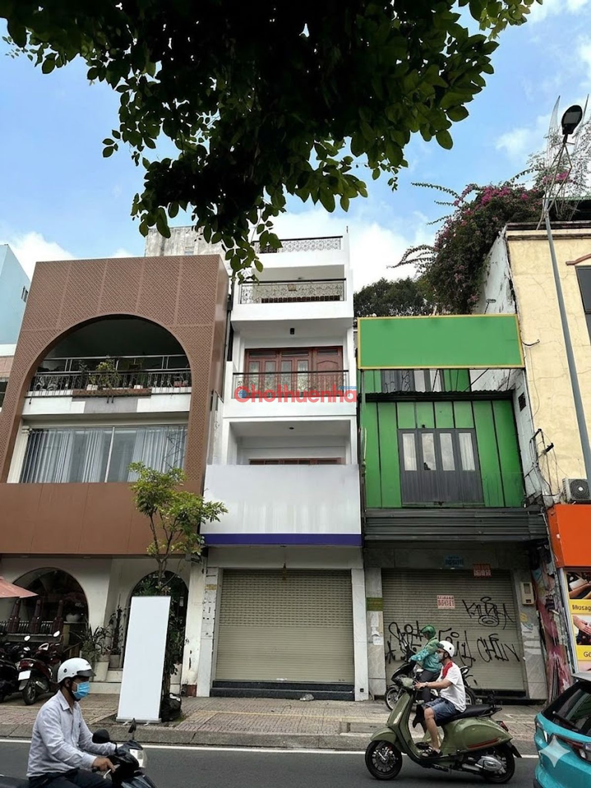 CHO THUÊ NHÀ NGANG 4M. GẦN NGUYỄN TRÃI, Q1. NHA KHOA, VĂN PHÒNG, TRUNG TÂM 