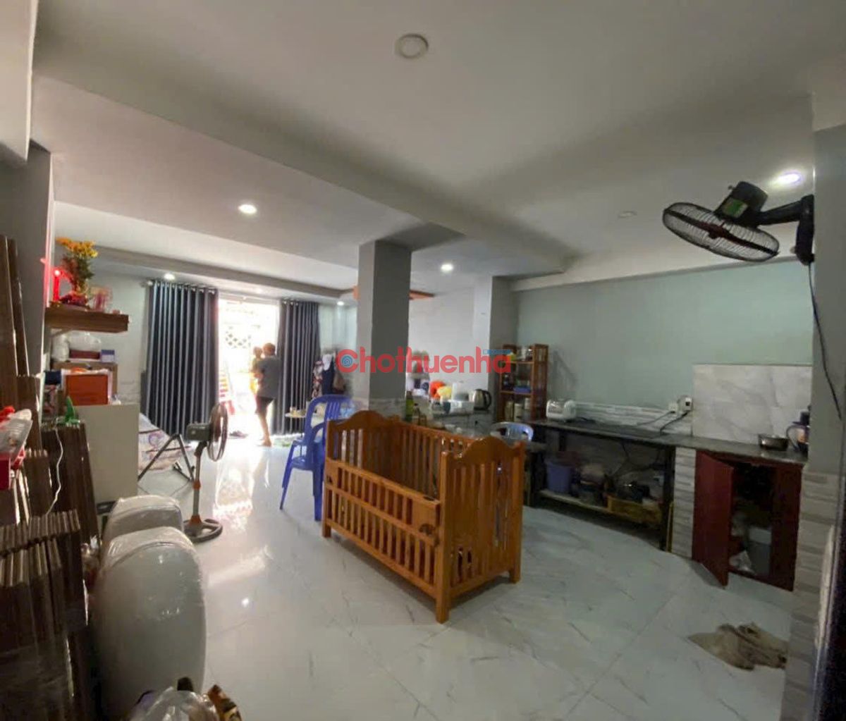 CHO THUÊ NHÀ CÁCH MẠNG THÁNG 8, QUẬN 10, TP HỒ CHÍ MINH – 5.2X10M, TRỆT 1 LẦU