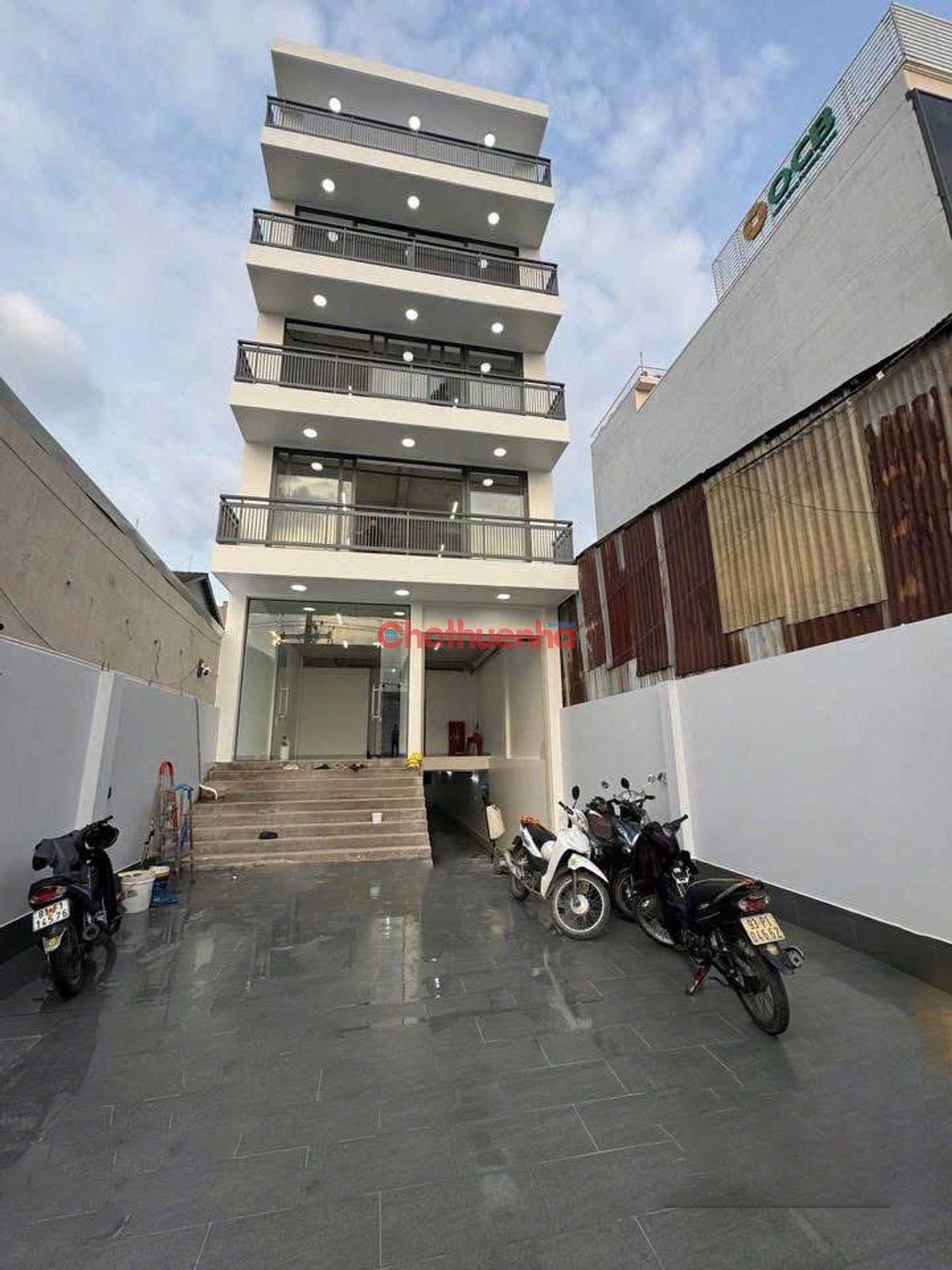 Cho Thuê Tòa Nhà Mặt Tiền 89 Nguyễn Văn Tăng, Phường Long Thạnh Mỹ, Quận 9 