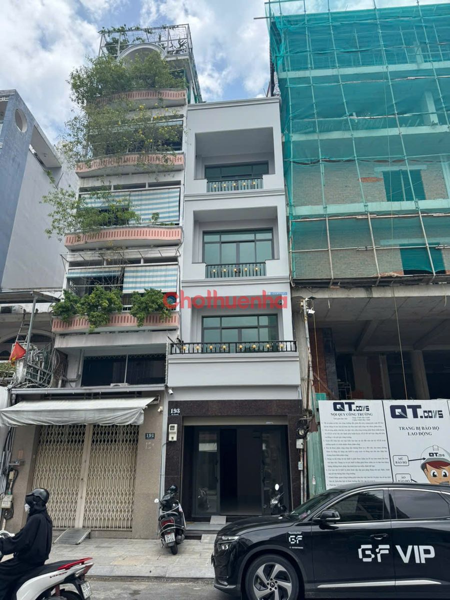 Nhà 2MT  Cô Giang, Phường Cô Giang, Quận 1- phù hợp kinh doanh đa ngành nghề. Kinh doanh tự do 