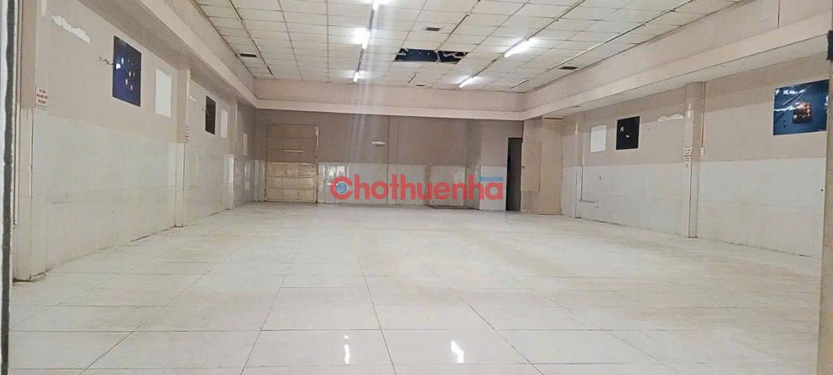 CHO THUÊ MẶT BẰNG TRỆT NGUYỄN DUY TRINH QUẬN 2 NGANG 12M DIỆN TÍCH 420M2 GIÁ TỐT