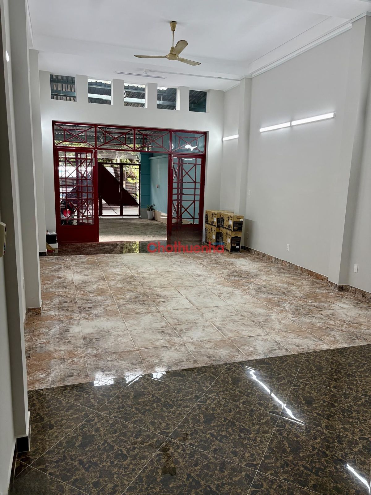 Cho thuê nhà nguyên căn Đường số 3 Cư xá Lữ Gia, Phường 15, Quận 11 DT 5x28m 1 trệt 2 lầu