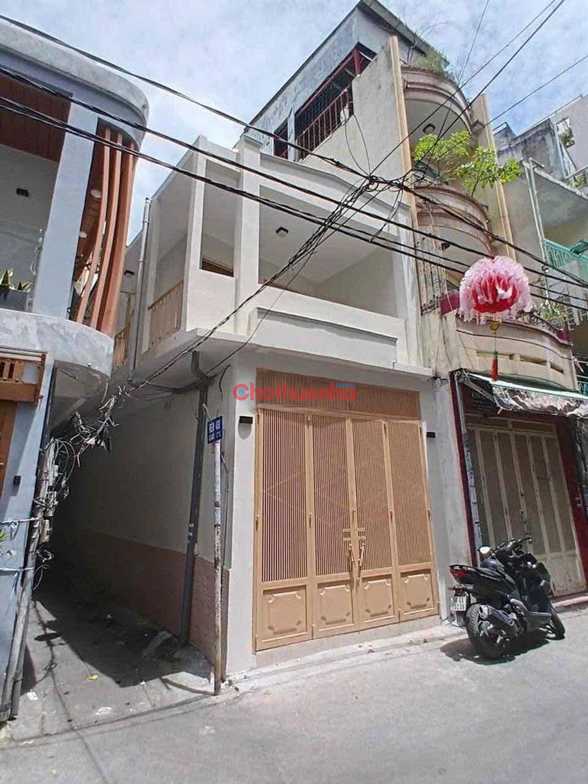 Cho thuê nhà hẻm xe hơi đường Vườn Chuối, Quận 3. Giá chỉ 18 triệu