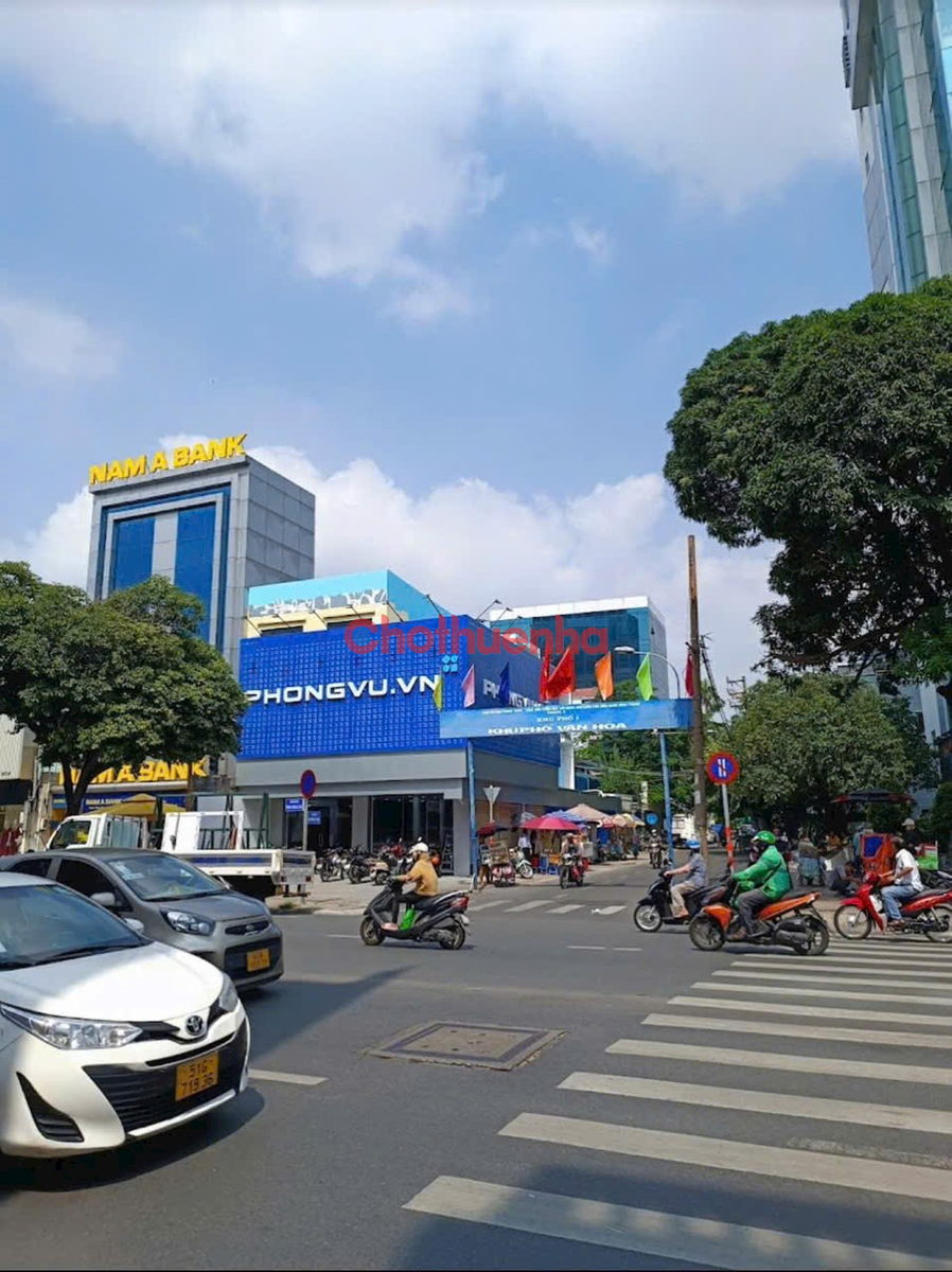 Cho thuê Nhà Mặt Tiền bị trí đắc địa Ngã tư Phan Đăng Lưu - Phan Xích Long