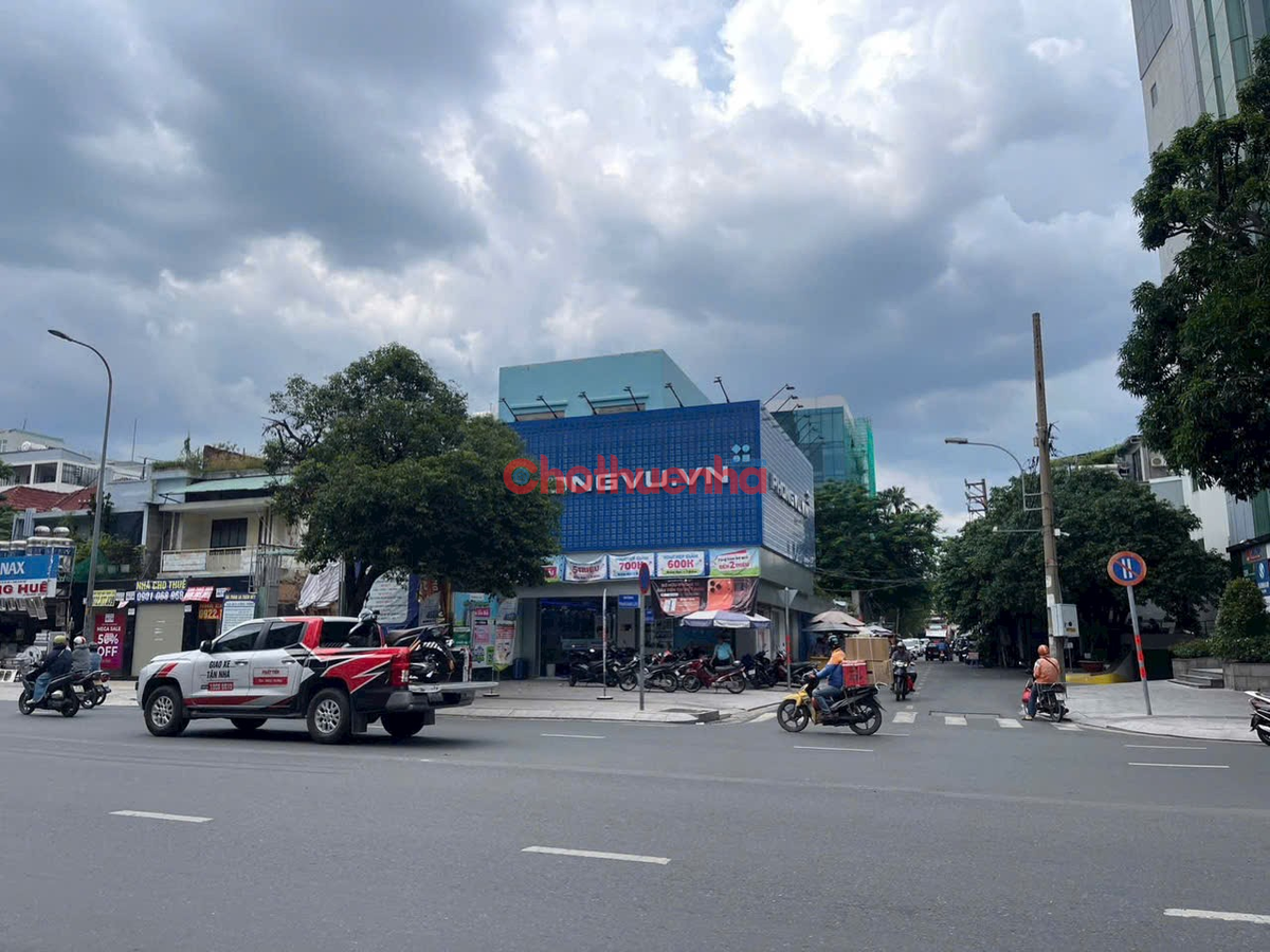 Cho thuê Nhà Mặt Tiền bị trí đắc địa Ngã tư Phan Đăng Lưu - Phan Xích Long