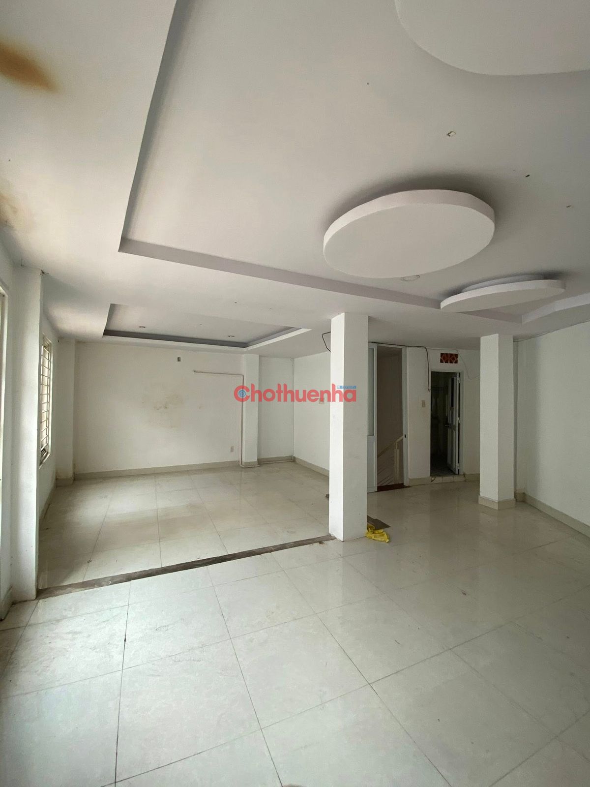 Cho Thuê Nhà Nguyên Căn Mặt Tiền Đường Cách Mạng Tháng 8, Phường 4, Quận Tân Bình.