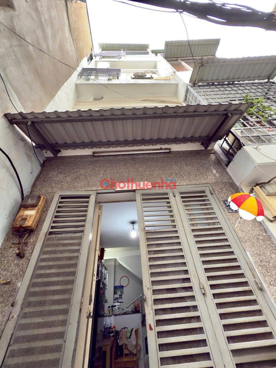 Cho Thuê Nhà Nguyên Căn - 2 Phòng Ngủ - Đường Lý Thái Tổ, Phường 10, Quận Tân Bình.