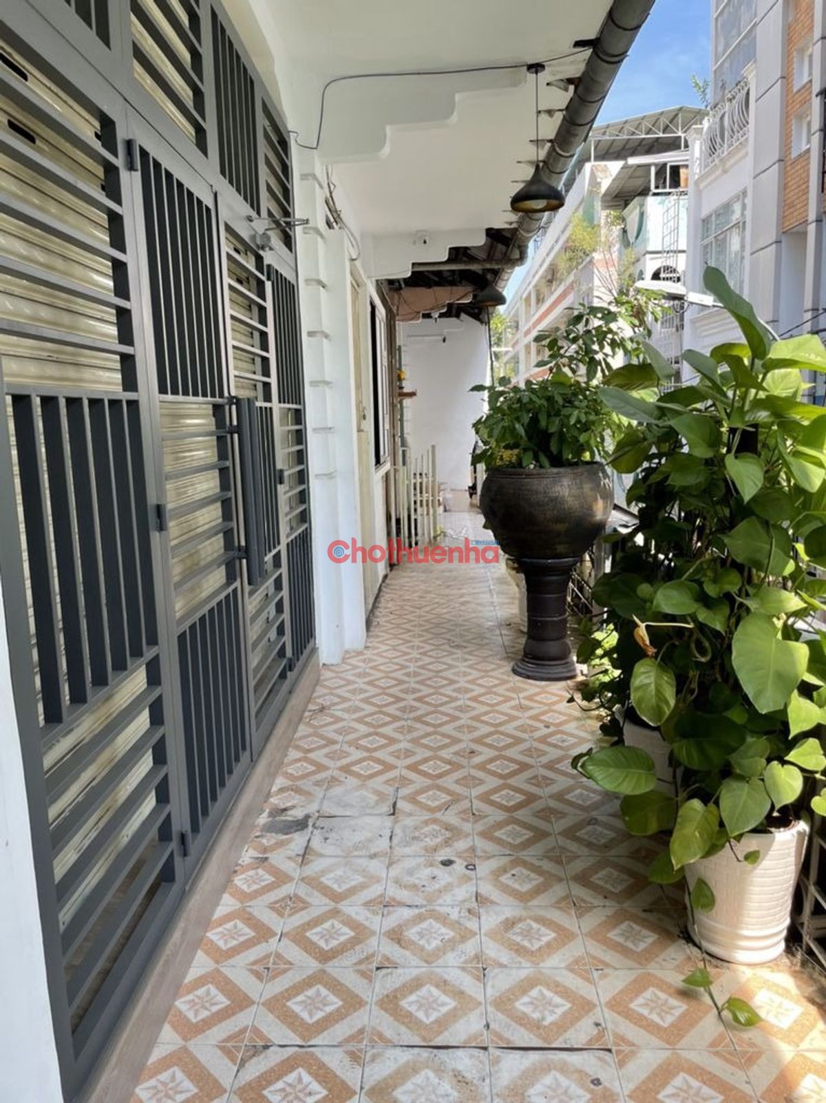 Cho thuê chung cư Đặng Trần Côn, Bến Thành, Q.1 - 100m2, 2 Phòng, 17.5tr