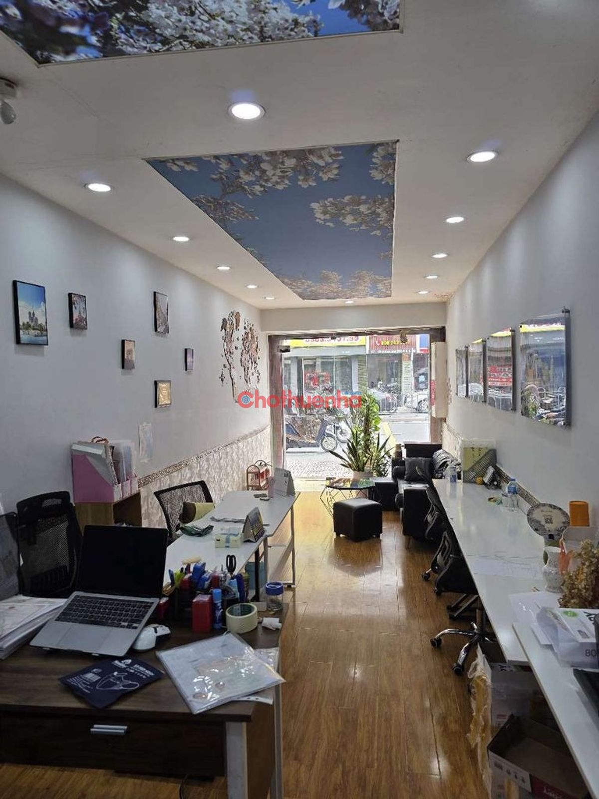 Cho thuê nhà mặt tiền Hoàng Văn Thụ, Phường 9, Quận Phú Nhuận. Gía chỉ 14 triệu/tháng.