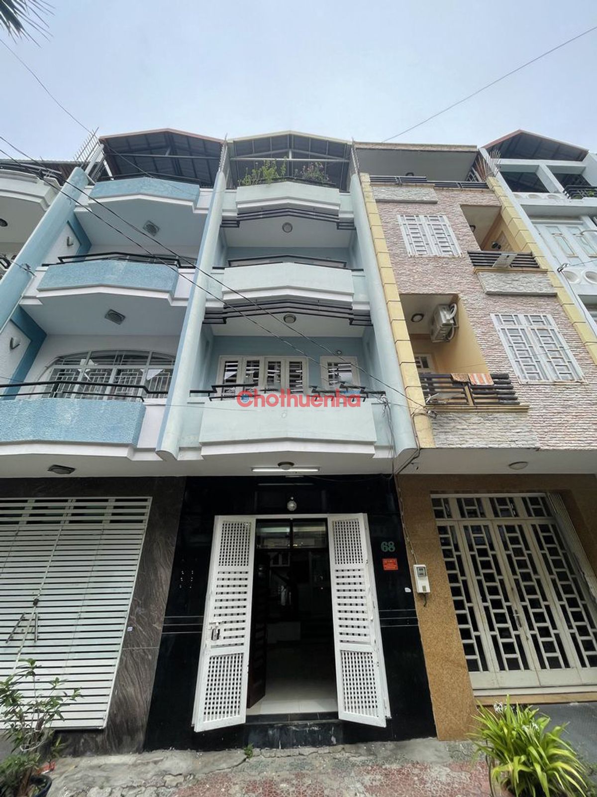 Cho thuê nhà đẹp đường Cao Lỗ,Quận 8. 4 phòng ngủ - giá chỉ 22 triệu