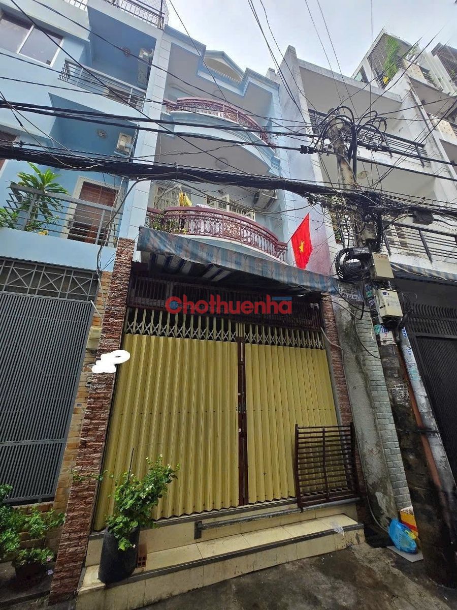 Cho thuê nhà hẻm cách mạng tháng tám - 4 phòng , giá chỉ 16 triệu - Quận 3