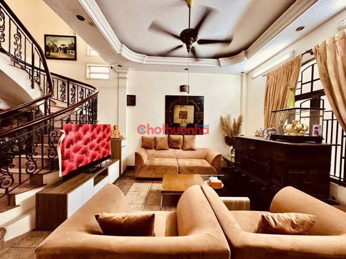 Cho thuê nhà mới nguyên căn Đường Nguyễn Đình Chính, Phường 8, Quận Phú Nhuận