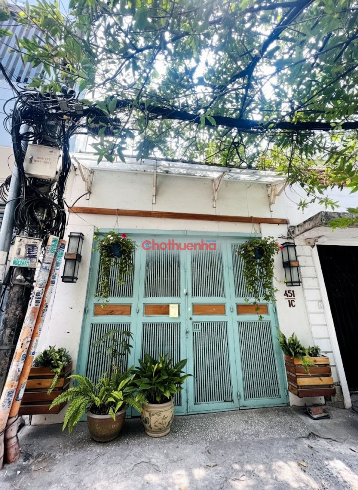 Cho thuê nhà nguyên căn Hai Bà Trưng, Võ Thị Sáu, Q3 - 4x14m Nở Hậu, 2PN - cách mặt tiền 30m