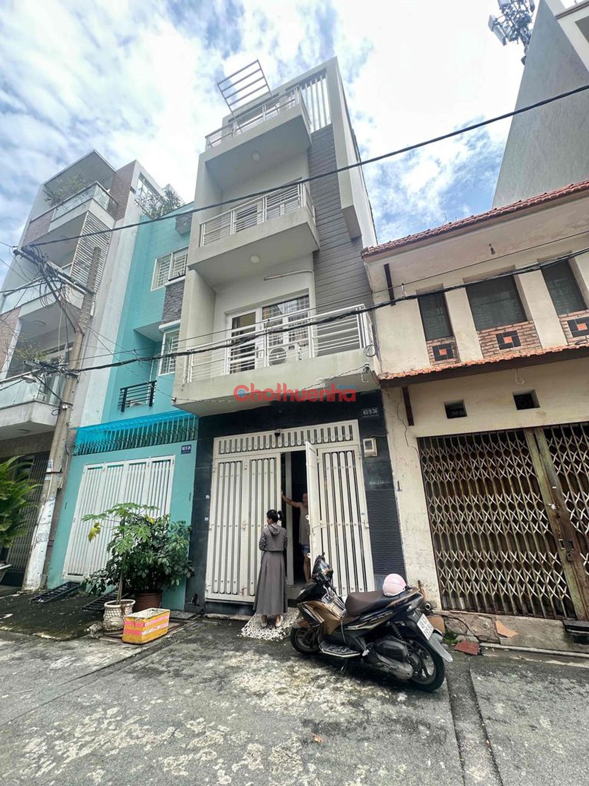 Cho Thuê Nhà 4 Phòng Ngủ - Đường Thoại Ngọc Hầu, Phường Hòa Thạnh, Quận Tân Phú.