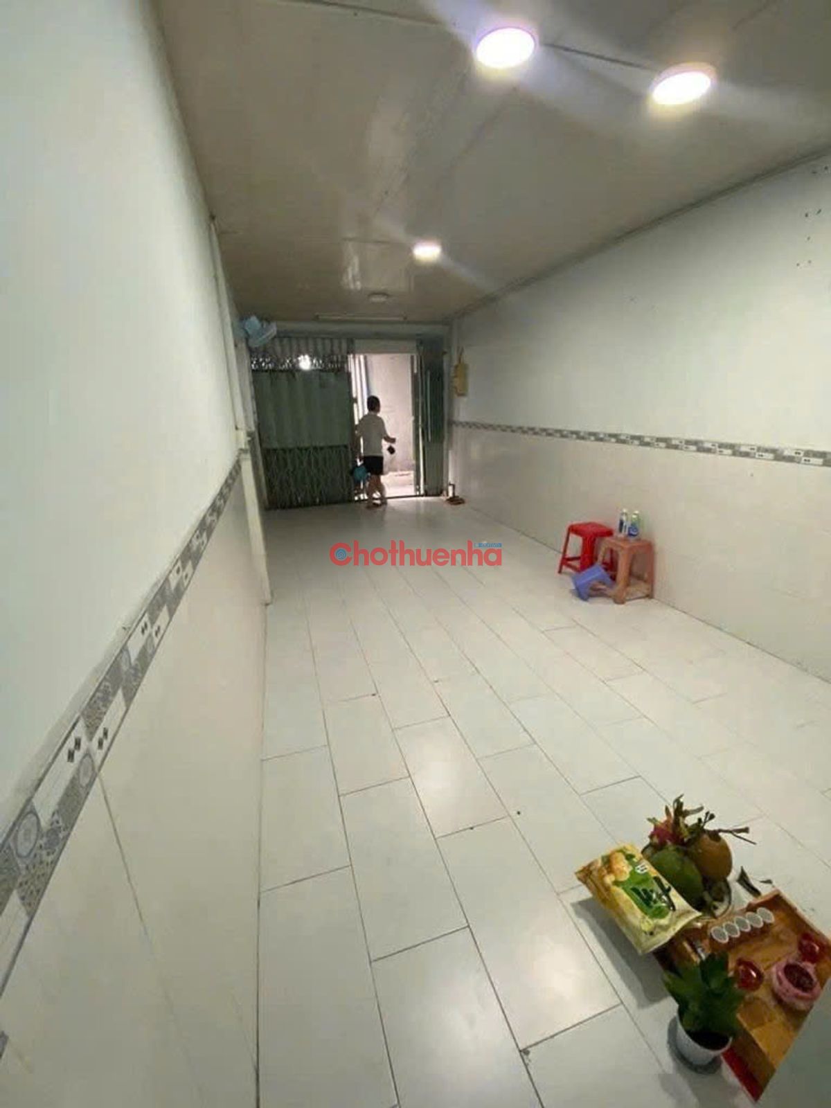 Cho thuê nhà nguyên căn Vườn Chuối, P.4, Q.3 - 3.5x13m, 3 Tầng, Giá chỉ 12 triệu