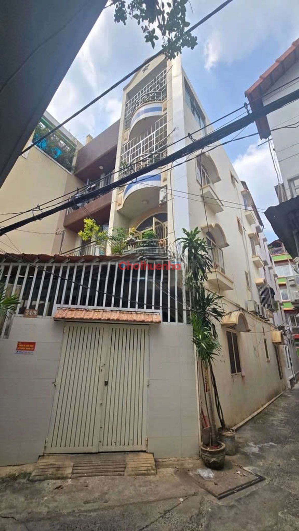 Cho thuê nhà Đoàn Thị Điểm, P.1, Phú Nhuận - 3.2x14.5m, 4 Tầng, 45m2