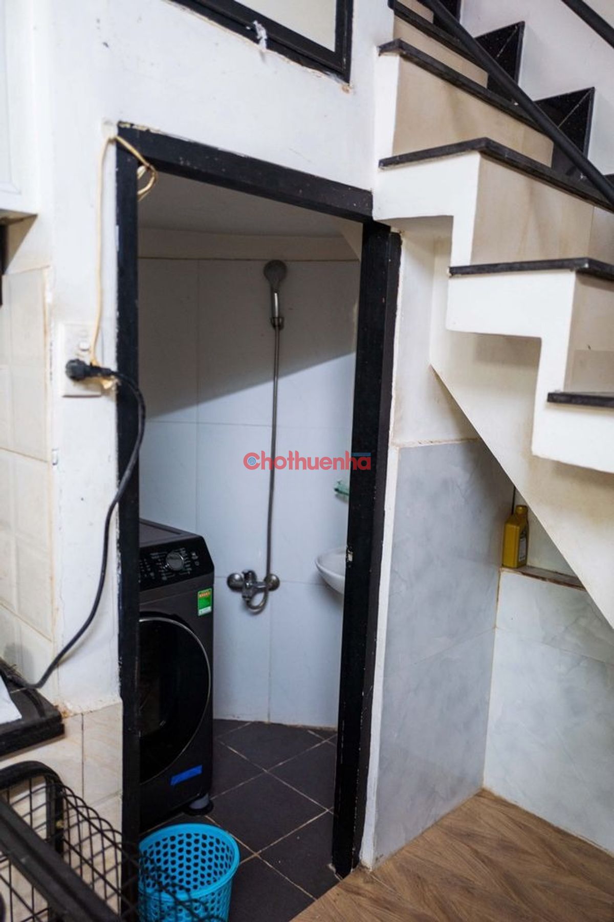 Cho thuê nhà đẹp đường Nhiêu Tâm, Quận 5. Gía chỉ 16 triệu/tháng.