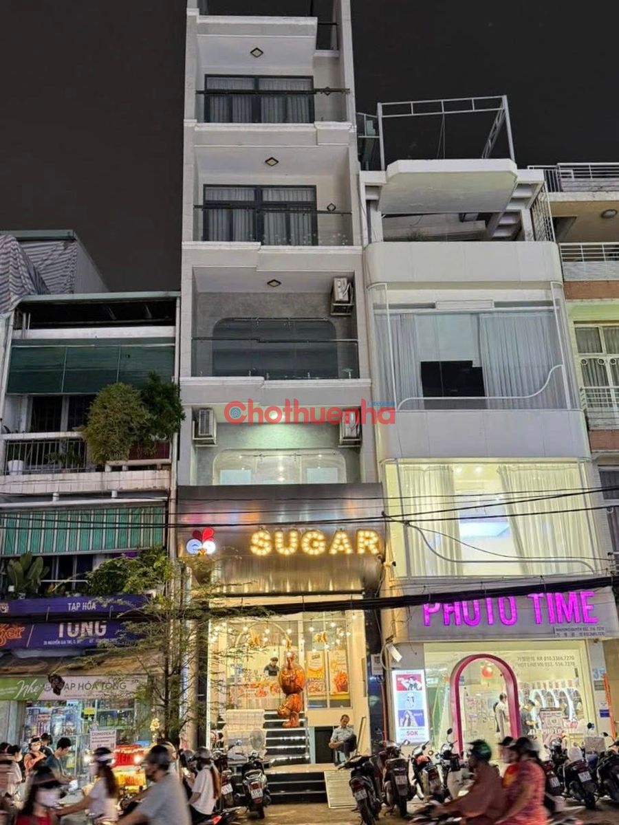 Cho thuê mặt bằng đường Nguyễn Gia Trí